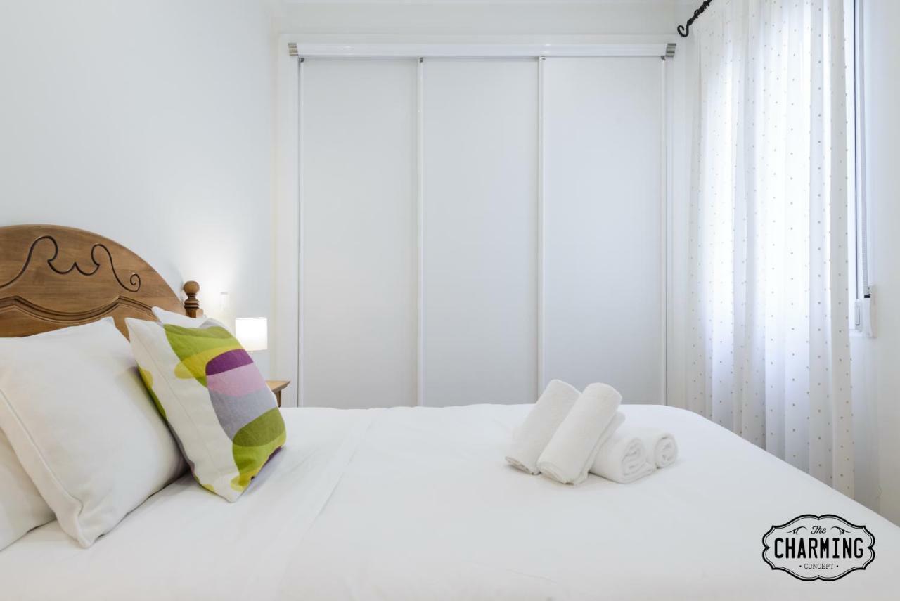 Appartamento Charming Retiro Madrid Esterno foto